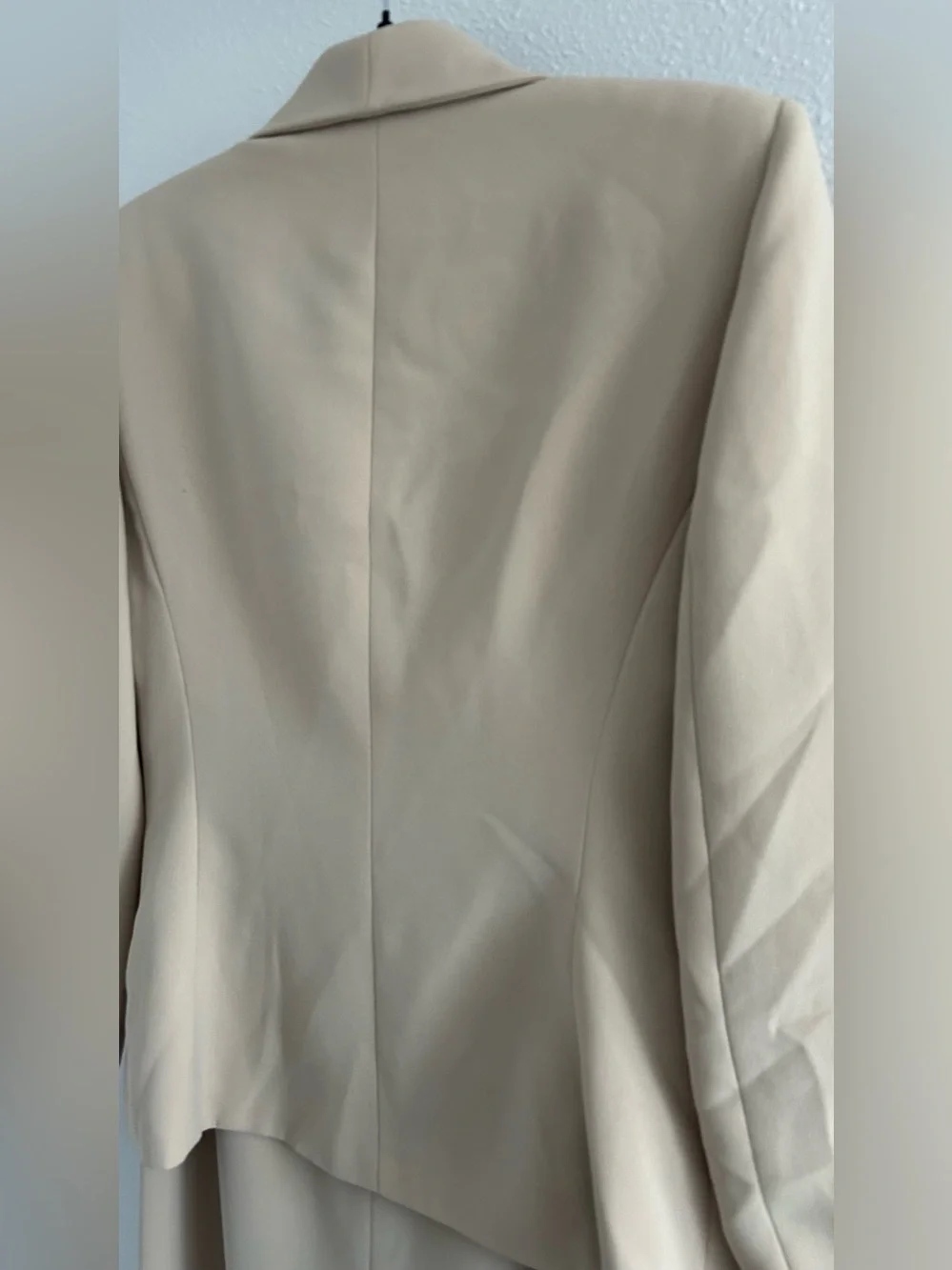 Le Suit Beige Double-Breasted Skirt Suit